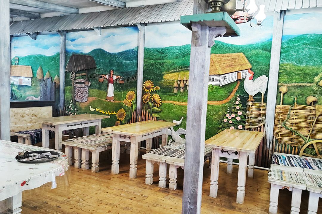 Столы со скамейками